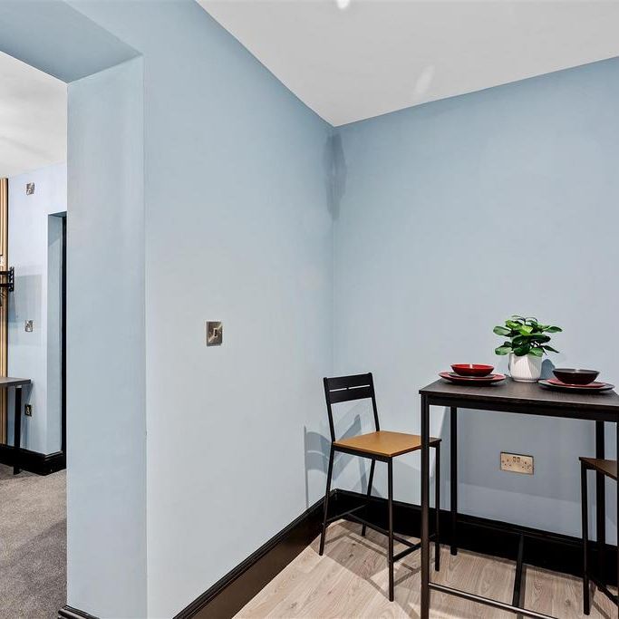 Studio to rent - Photo 1