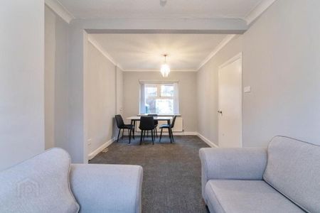 18 Hesketh Road, Belfast, BT14 7JU - Photo 3