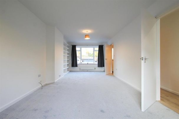 3 bedroom detached house to rent - Photo 1