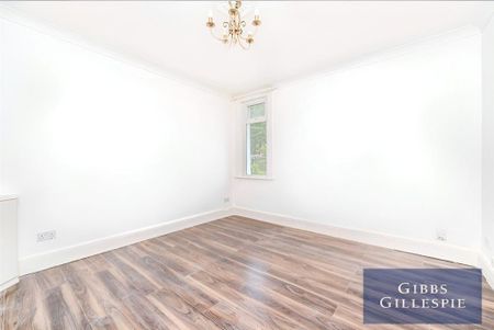 3 bedroom detached house to rent - Photo 2