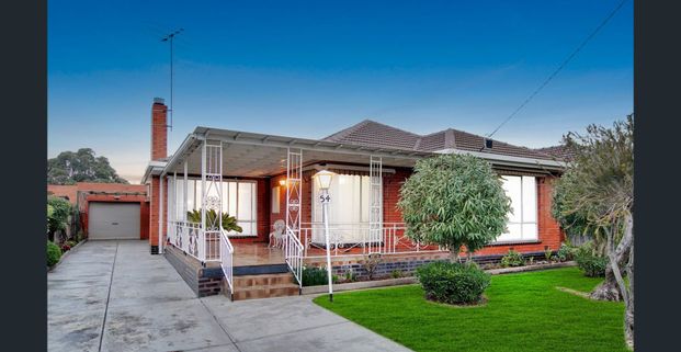 Charming Family Home with Space, Light & Convenience - 6 Month Lease Available! - Photo 1