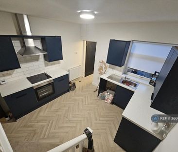 2 bedroom terraced house to rent - Photo 3