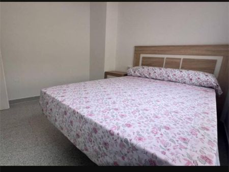 Piso de alquiler en Calle Ramón Gallud, 180, Zona Playa del Cura - Photo 4