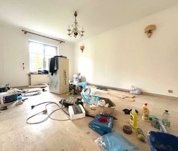 Place Meiser - Maison 3ch +/- 180 m² + entrepôt +/-200m² - Evere - Photo 2