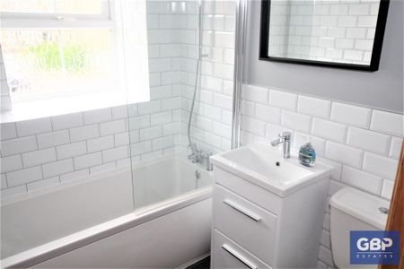 1 bedroom semi-detached house to rent - Photo 3