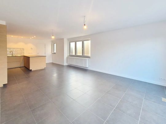 Appartement met 2 slpks en 3 autostandplaatsen - Foto 1