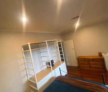 Cloverdale - Photo 2