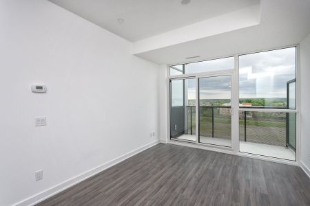 For Lease - 681 Yonge Street Unit# 619, Barrie, Ontario - Photo 2