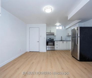 381 INSPIRE BOULEVARD - Photo 3