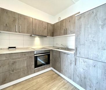 Einziehen ohne Aufwand – möblierte 4-Raumwohnung - Photo 1