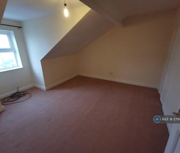 4 bedroom terraced house to rent - Photo 5