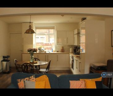 2 bedroom terraced house to rent - Photo 5