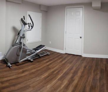 For Lease - 503 Sixteen Mile Drive Unit# Lower, Oakville, Ontario - Photo 6