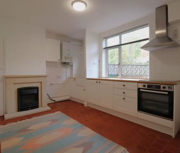 3 bedroom end of terrace house to rent - Photo 5