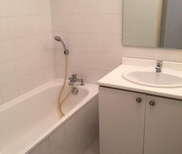 Location Appartement 2 pièces 46m² CASTELNAU LE LEZ 34170 - Photo 6