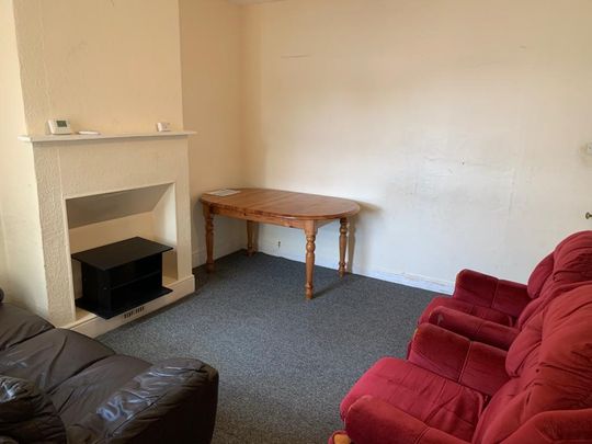 4 bedroom house to rent - Photo 1