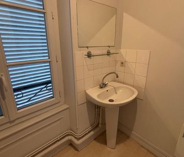 Location Appartement 2 pièces 46m² CLERMONT FERRAND 63000 - Photo 5