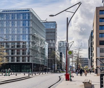 Schick möbliertes Apartment mit 2 Balkonen und Tiefgaragenstellplat... - Foto 1