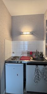 Location Appartement 1 pièce 21m² POITIERS 86000 - Photo 3