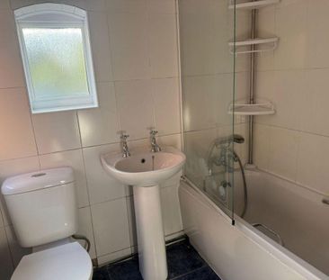 3 bedroom property to rent - Photo 6