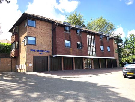 Pine Trees Court, Pine Trees, Hassocks, West Sussex BN6 8NW - Photo 5