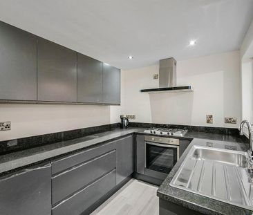 53 Tavanagh Street, Belfast BT12 6JN - Photo 6