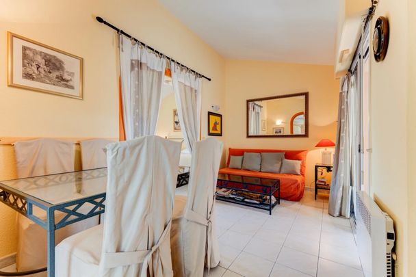 NICE- BOULEVARD CARLONE, 2 pièces meublé avec terrassé au dernier étage - Photo 1