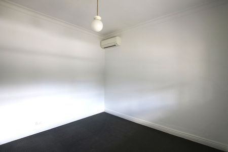 Please upload the above property. - Photo 4