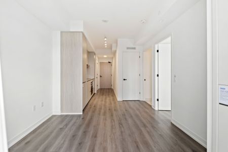For Lease - 28 Interchange Way Unit# 4015, Vaughan, Ontario - Photo 5