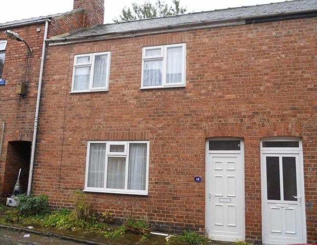 4 bedroom private hall to rent - Photo 1