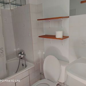 Studio Poitiers- Passage de la petit Roue – 18.29 m2 - Photo 3
