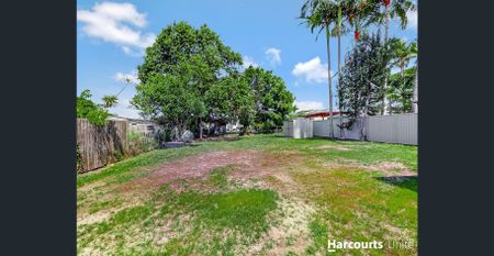 Fully renovated lowset home with stylish finishes in quiet street - Photo 2