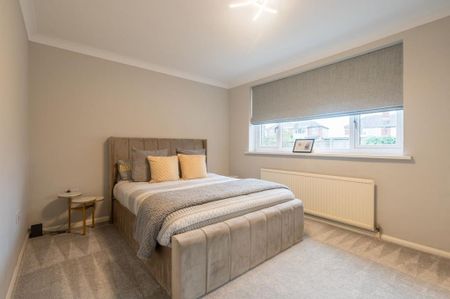 4 bedroom bungalow to rent - Photo 4