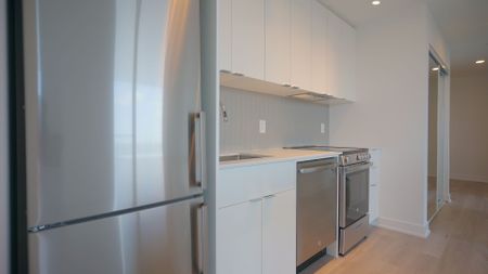 For Lease - 1660 Bloor Street Unit# 911, Toronto, Ontario - Photo 4