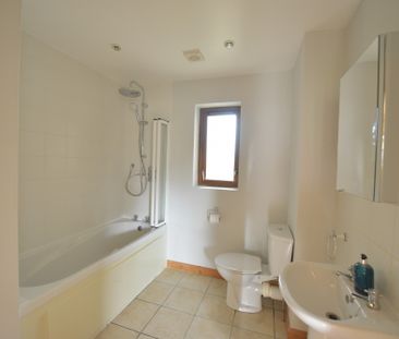 12 Shaftesbury Drive, Bangor, BT20 3GF - Photo 4