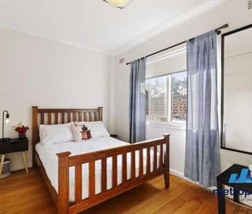 BOTANICAL GARDEN BEAUTY! - Photo 6