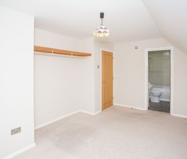 Available unfurnished from 13/05/2026 - Photo 6