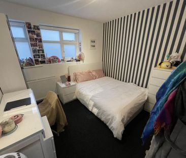 4 bedroom house to rent - Photo 5