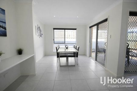 Family Home on Corner Block - Walking Distance to Schools - Photo 2