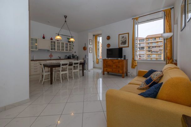 Location Appartement 2 pièces 51m² MENTON 06500 - Photo 1