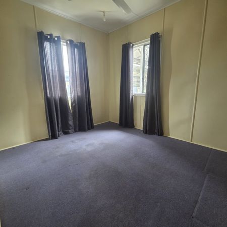 98 Boundary Street, Walkervale QLD 4670 - House For Rent - $495 | Domain - Photo 5