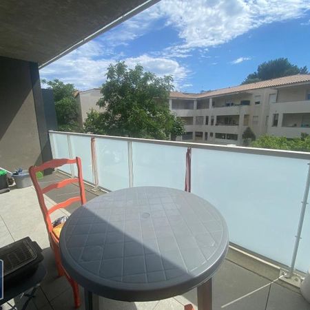 Location Appartement 2 pièces 38m² SETE 34200 - Photo 3