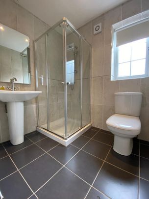 3 bedroom detached bungalow to rent - Photo 1