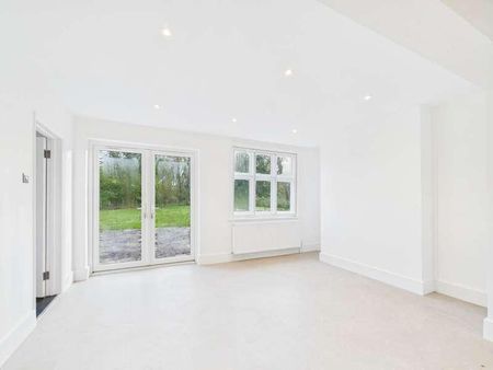 Queen Street, Waddesdon, HP18 - Photo 4