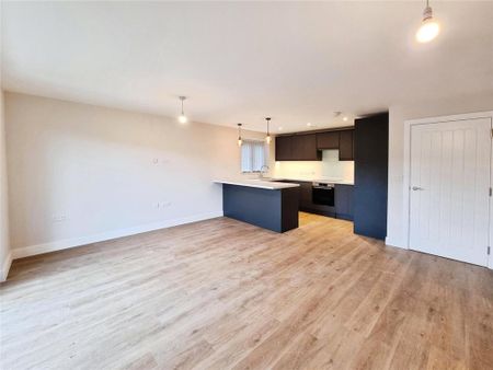 2 bedroom flat to rent - Photo 2