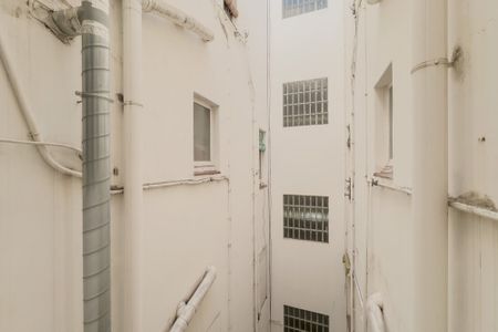 Cozy interior room next to Sants train station - Photo 4