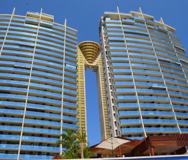 2 room luxury Apartment for rent in Benidorm, Valencia - Photo 2