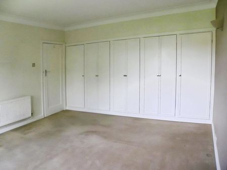 Imber Close, Esher, Surrey, KT10 8EB - Photo 3