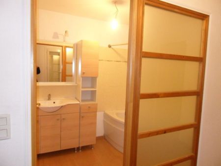 Libre le ..06/02/2026 Mt Loyer :725 Mt des charges :35,12 - Photo 3