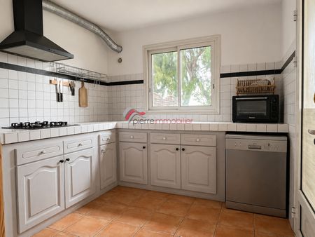Location Maison 4 pièces 77m² ST LEU 97436 - Photo 4
